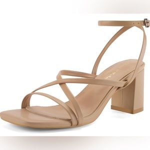 Shoe'N Tale Strappy Block Chunky Open Square Toe Ankle Strap Buckle Sandals